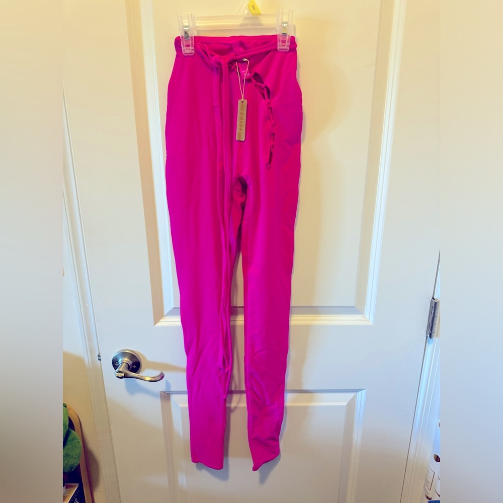 Skims Lace Up Leggings Size XXS Color Fuchsia Brand New With Tags